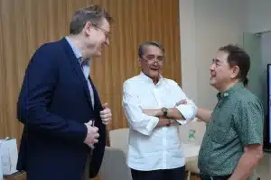 SpectruMed Chairman Mr. Doron Glazer in talks with prominent guests.