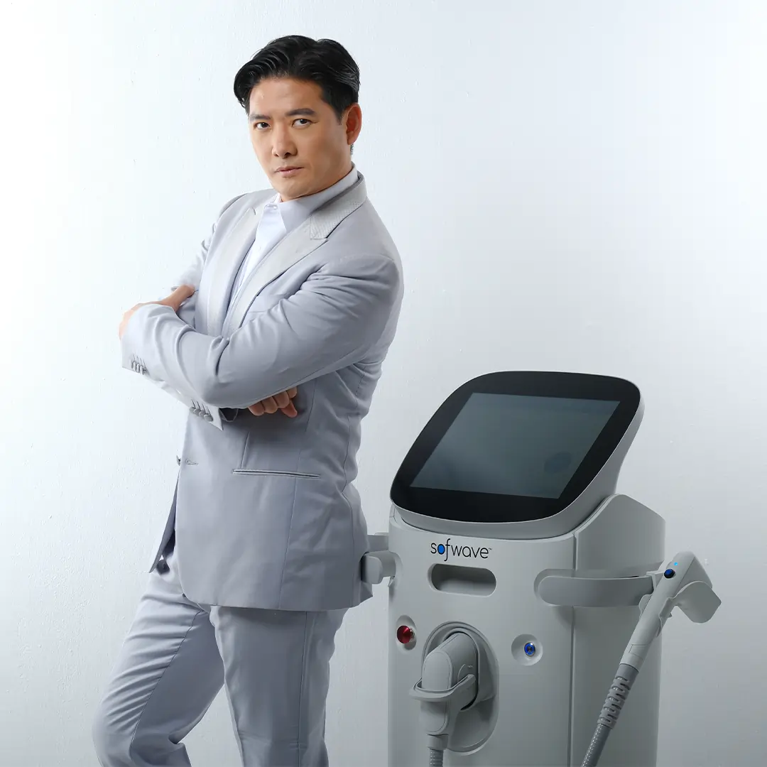 Tim Yap with Sofwave Machine